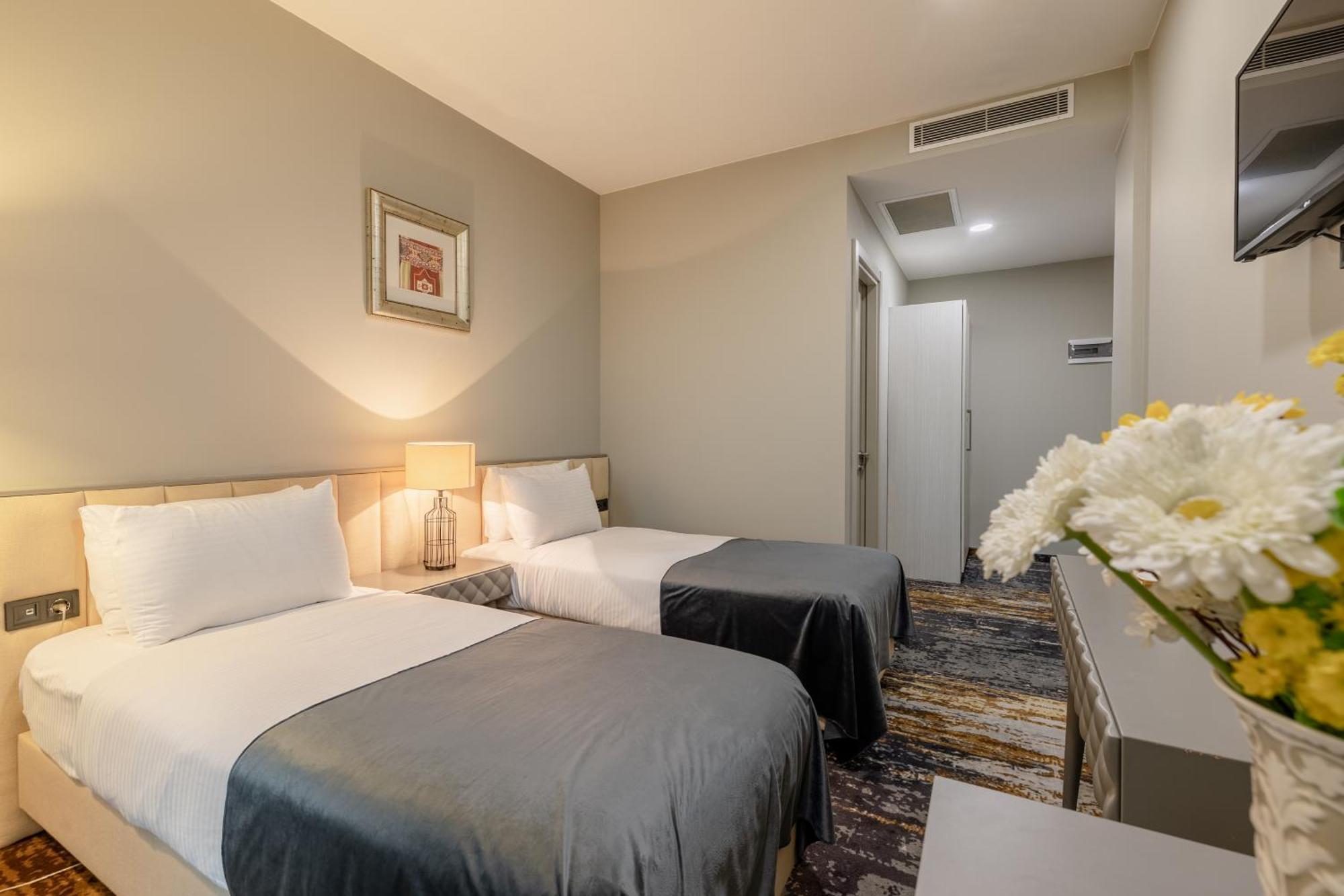 Hotel Brosse Garden Tbilisi Pokoj fotografie